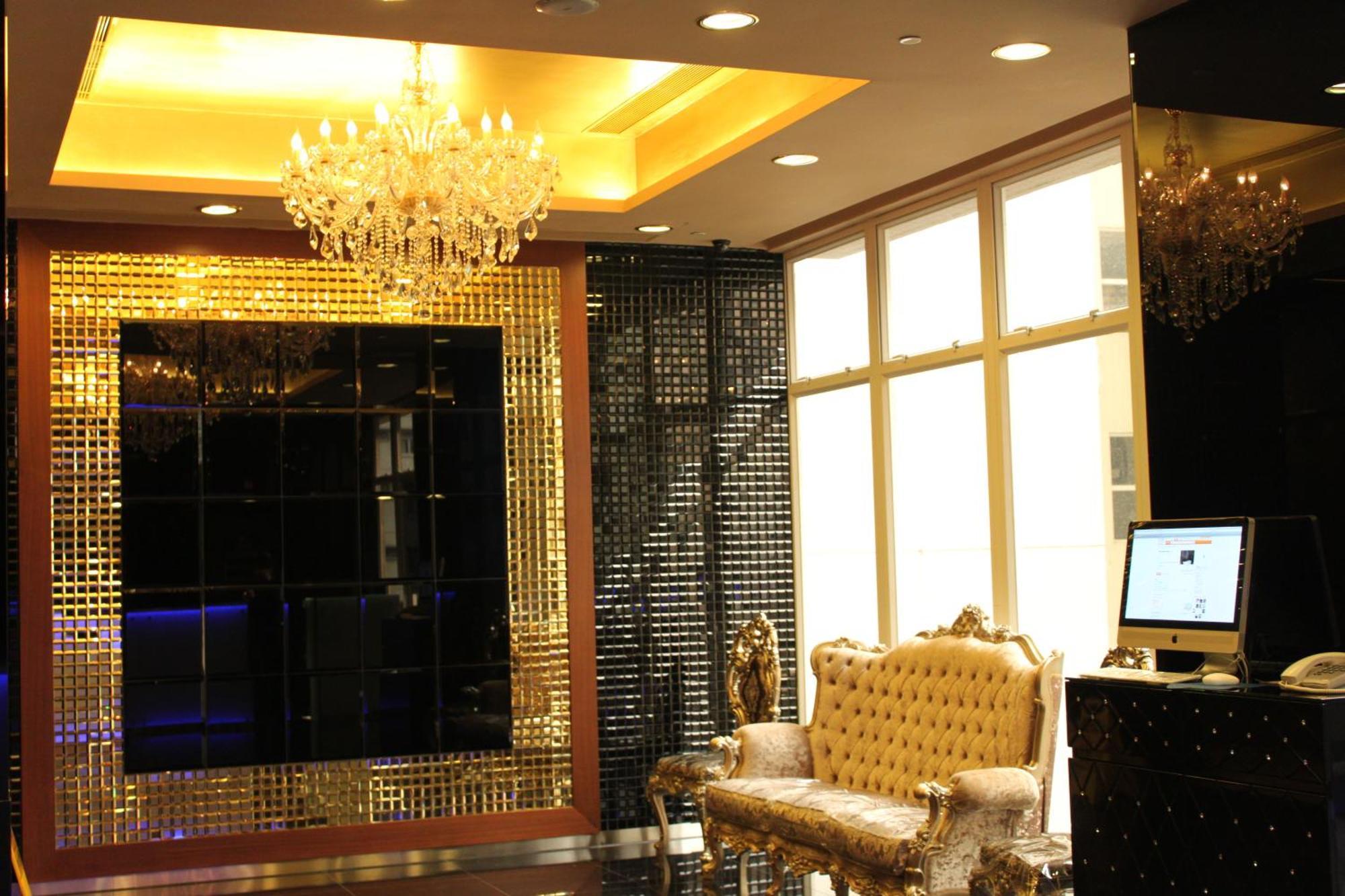 Hotel Western Causeway Bay 4*