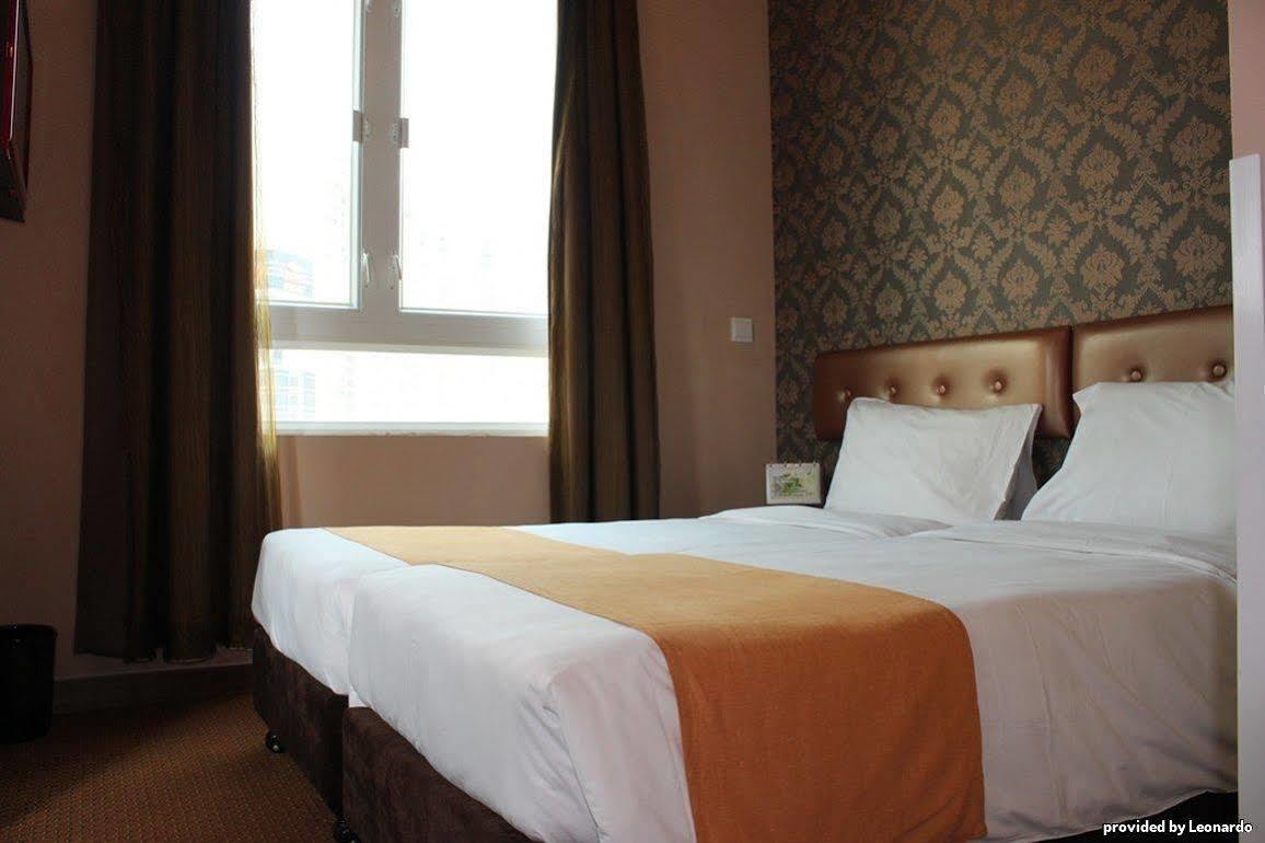 Western Causeway Bay 4* Hong Kong