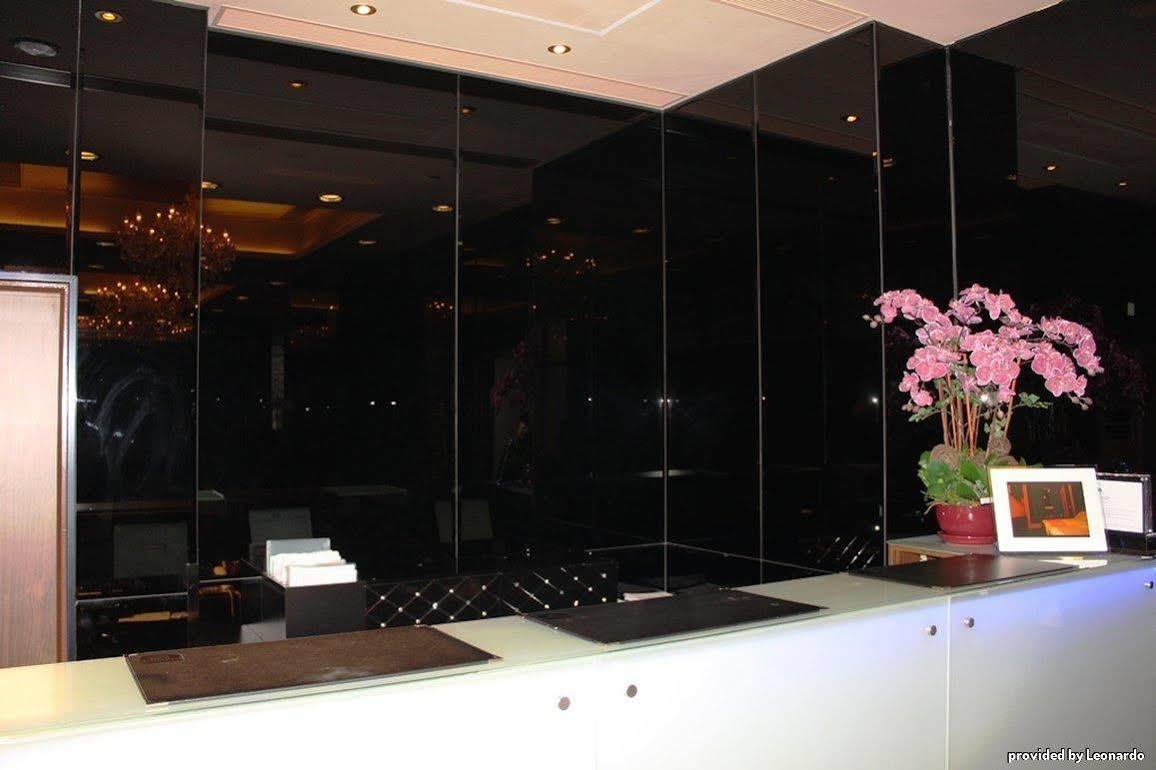 Western Causeway Bay Hotel